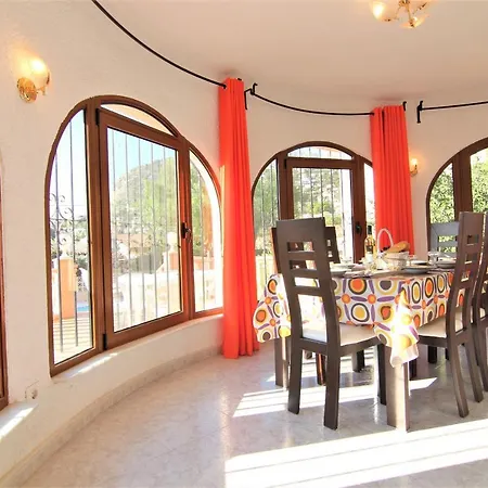 Villa Acan0306 *